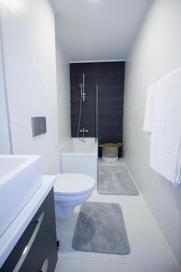 3 Rooms A502 Stayinn By Cosmopolis بوخارست المظهر الخارجي الصورة